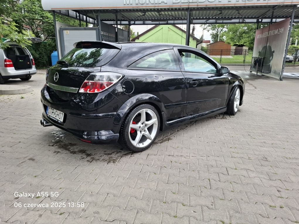 Opel Astra gtc 1.8