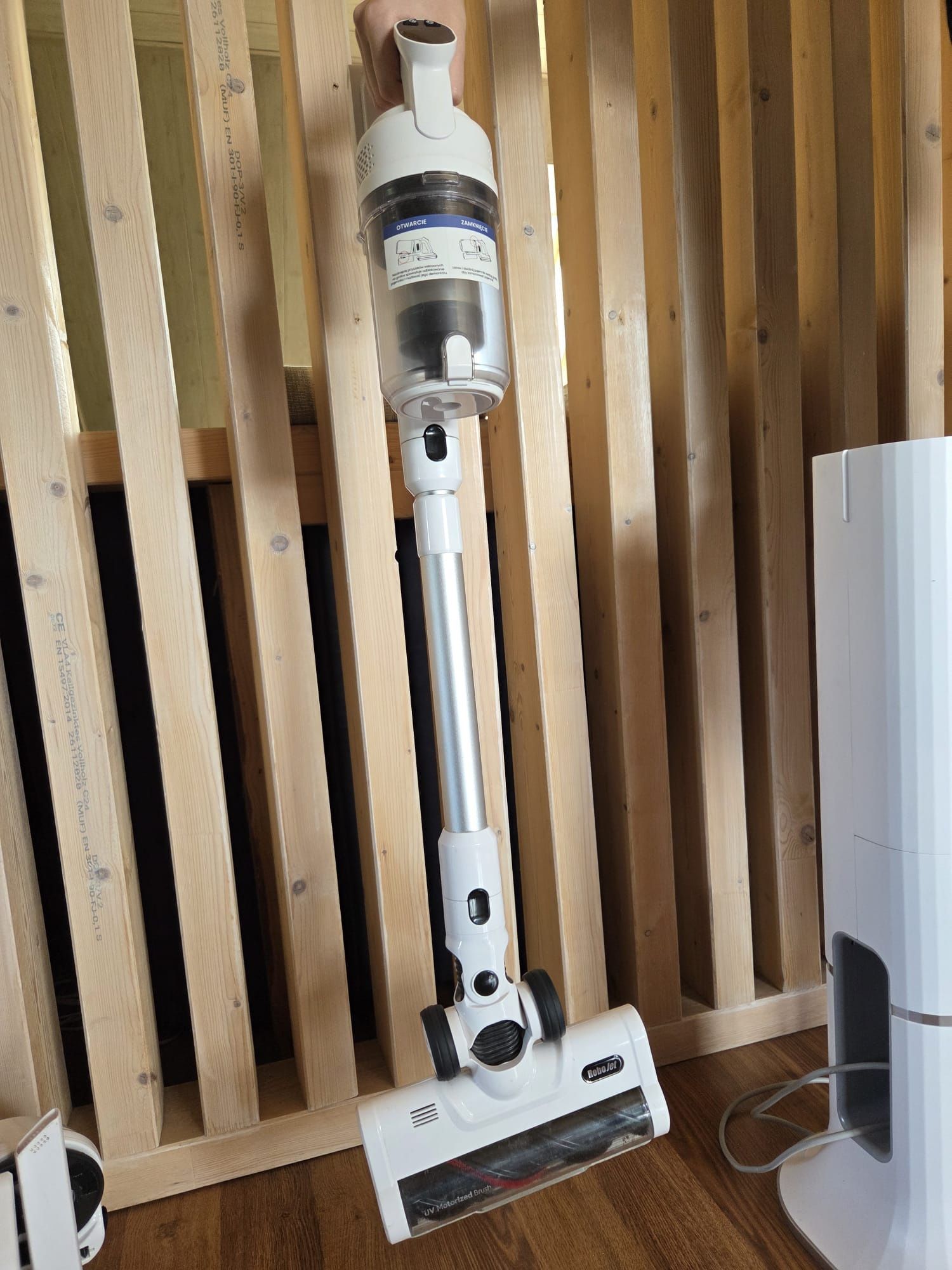 Odkurzacz pionowy Robojet speed up 2 pro