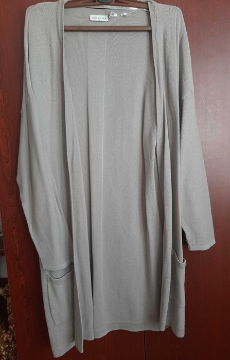 Swetr szary bez  zapiecia