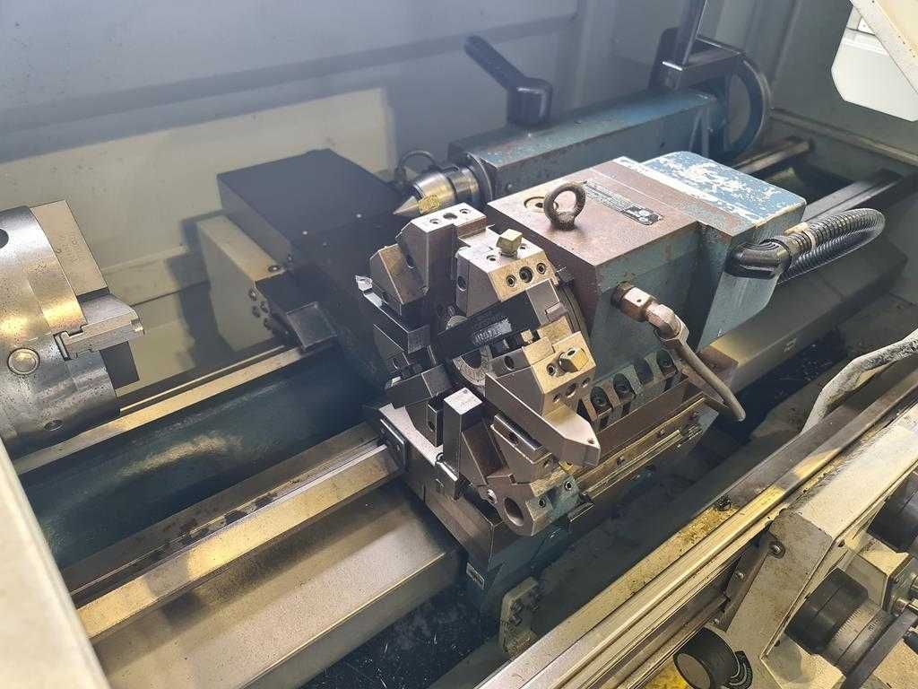 Tokarka CNC ROMI M 420 Rok 2007, Fanuc 21i Manual Guide, Rewolwer