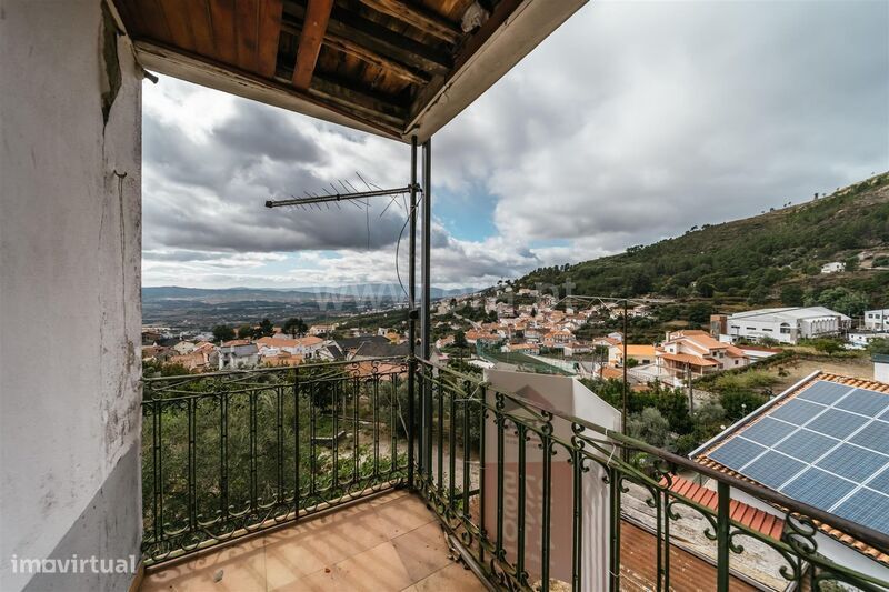 Moradia Isolada T6 / Covilhã, Vila do Carvalho