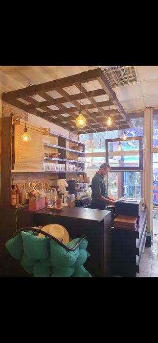 Продається працююча кав'ярня біля м. Харківська