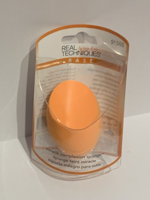 Спонж для макіяжу Real Techniques Miracle Complexion Sponge