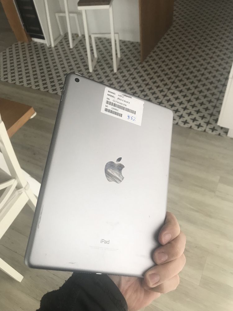 Ipad 6generacji aktualny ios 32GB space gray wifi