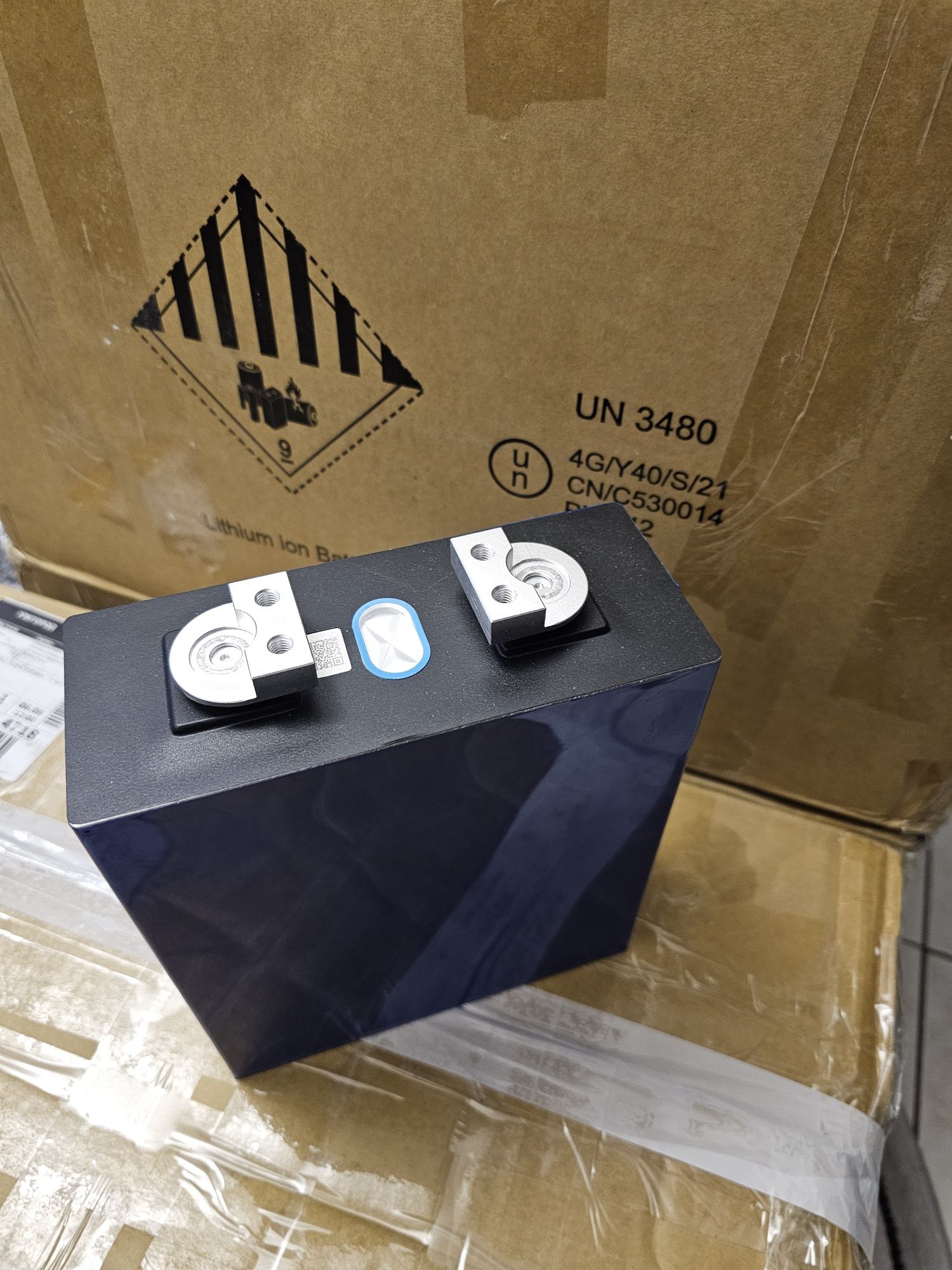 РОЗПРОДАЖ. Інвертор гібридний, ANJ-4000W-24V-WIFI  24в 4кВт з WiFi, но