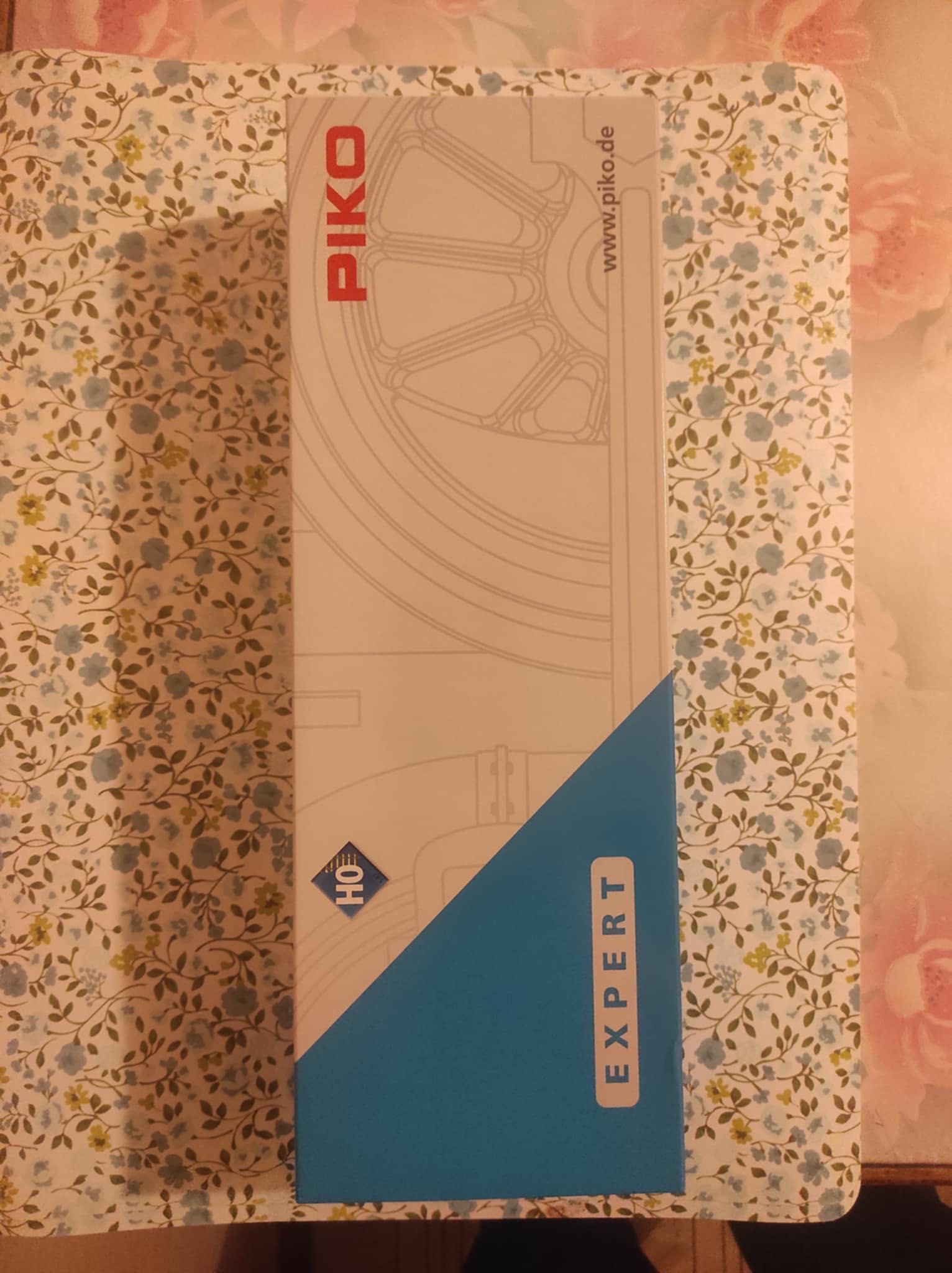 Lokomotywa piko ep cargo BR187