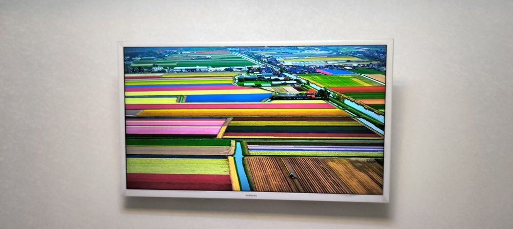 Телевізор Samsung UE32T4510AUXUA