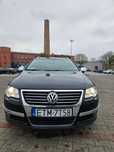 Volkswagen Passat Witam sprzedam Volkswagen Passat B6 highline kombi 2006r / 2.0TDI