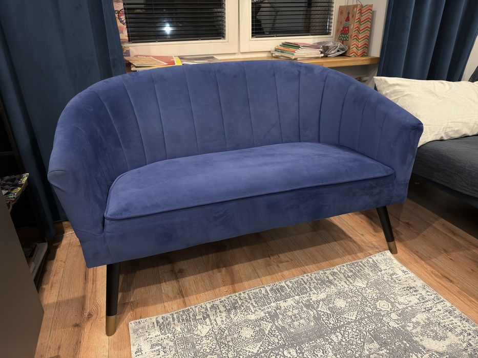 Kanapa Sofa dwuosobowa nierozkładana Turris