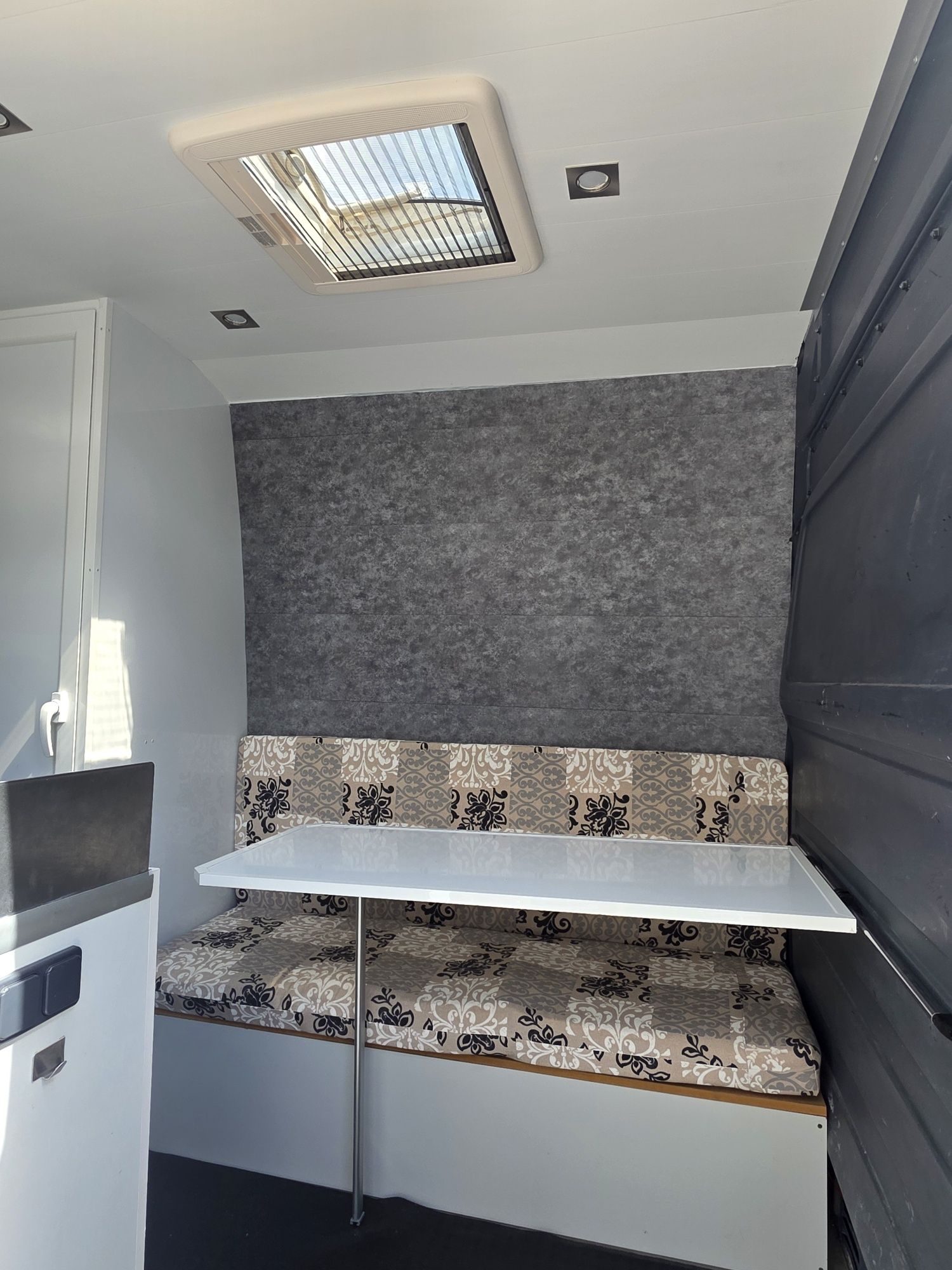 Mercedes sprinter van