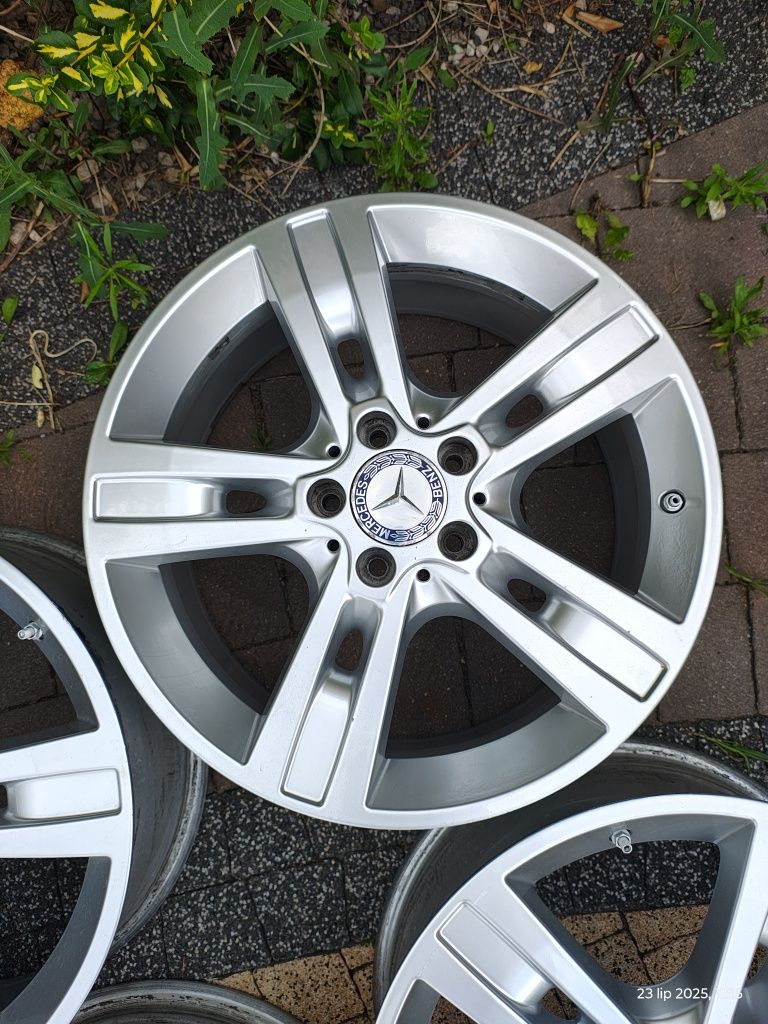 18 Mercedes 5x112 8J et60 czujniki ciśnienia A164.401.5702