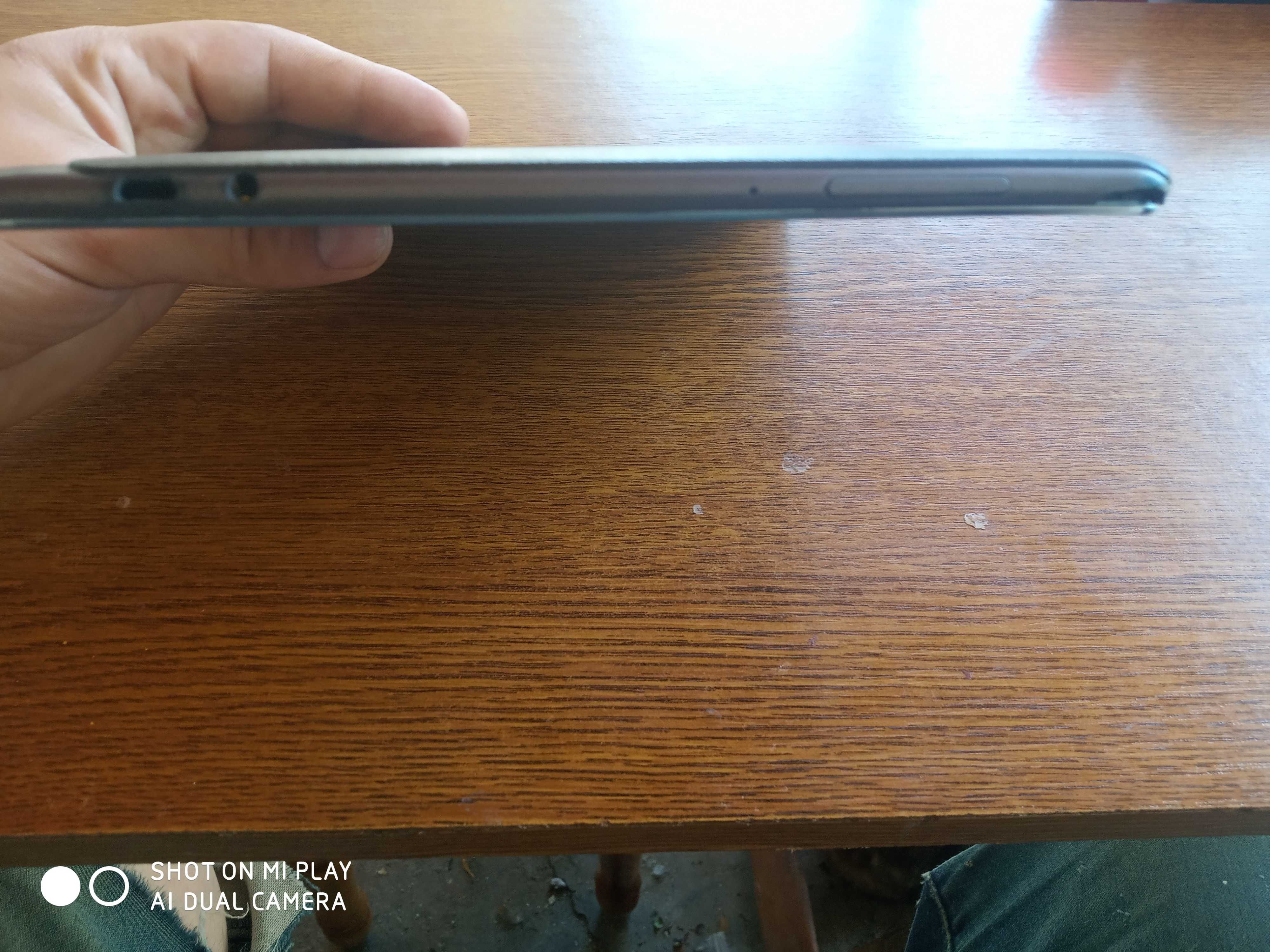 Asus zen pad р021 10 2/16