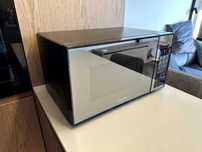 Kuchenka mikrofalowa Samsung GE83X – grill