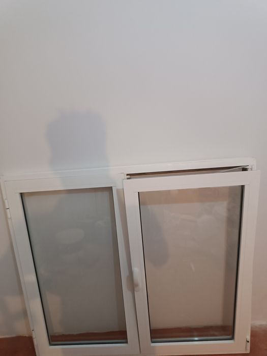 Janela de alumínio vidro duplo  160€