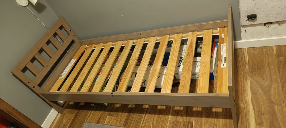 Łóżko dziecięce 160 x 70 Ikea materac