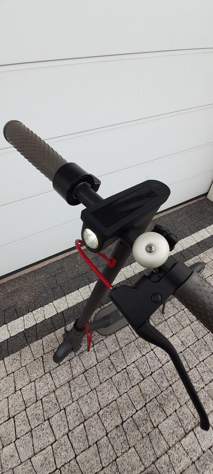 Hulajnoga Xiaomi Mi Electric scooter M365 320 km przebiegu