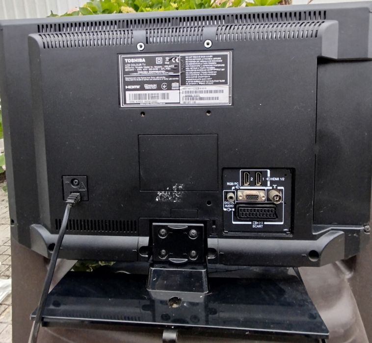 Televisão Toshiba avariada