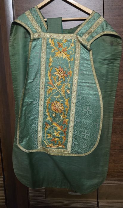 Ornat kapłański trydencki