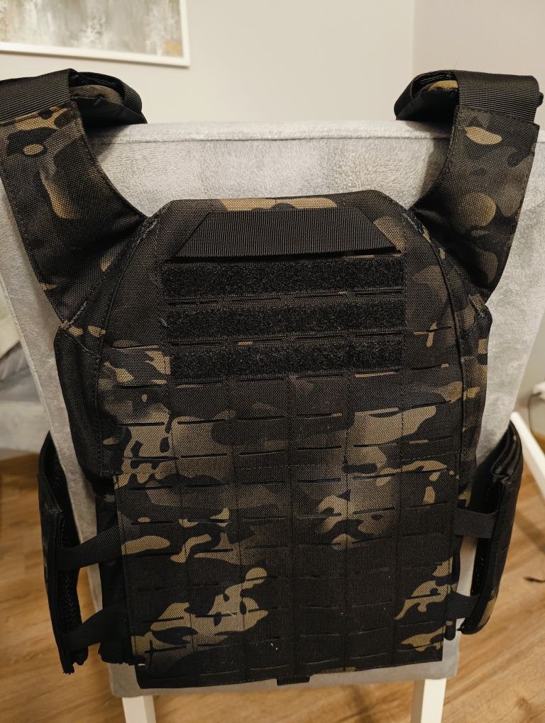 Plate Carrier / Kamizelka Taktyczna MC Black Molle