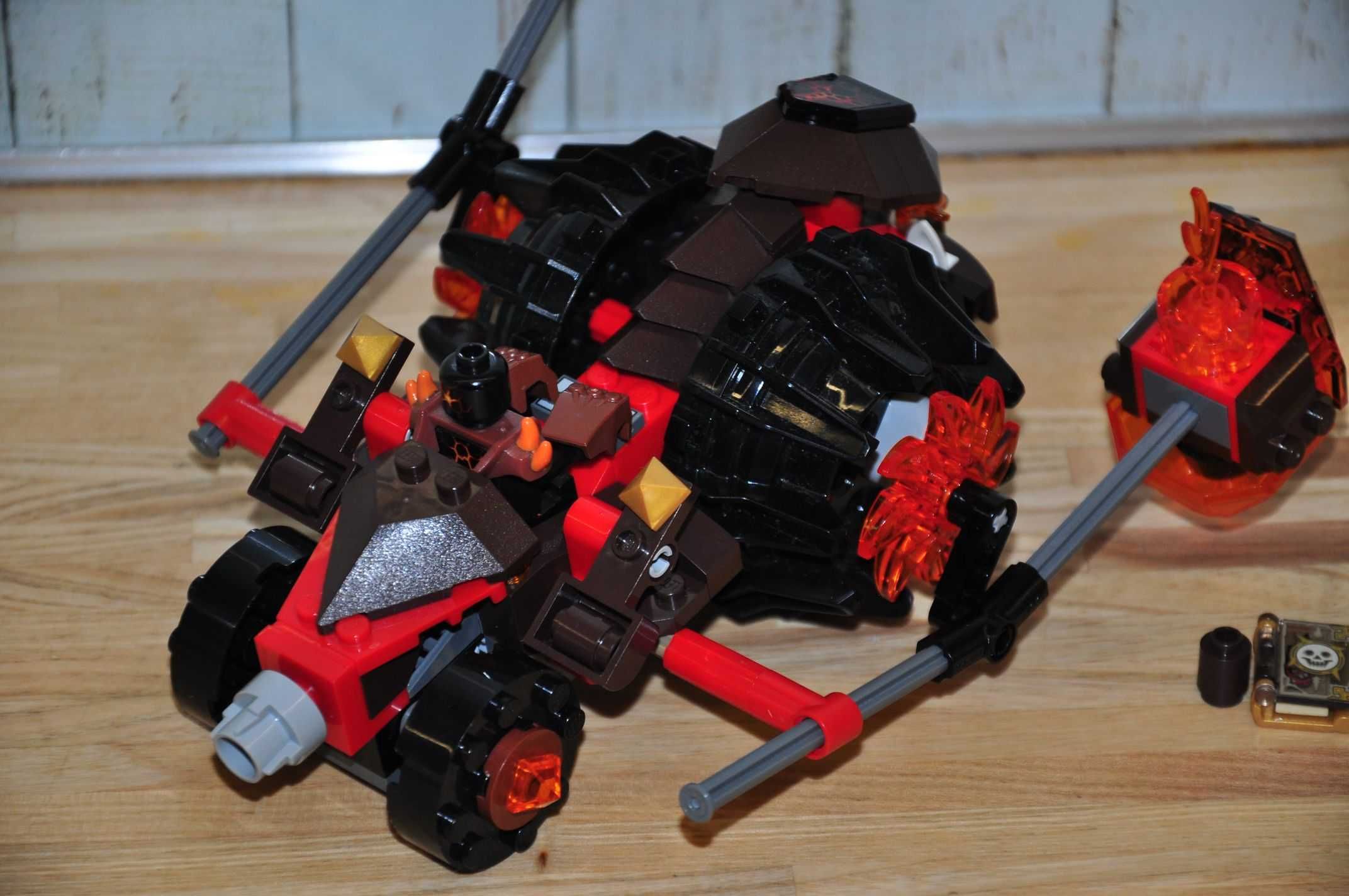 Z0095. Zestaw LEGO Nexo Knigts 70313-1 Moltor's Lava Smasher