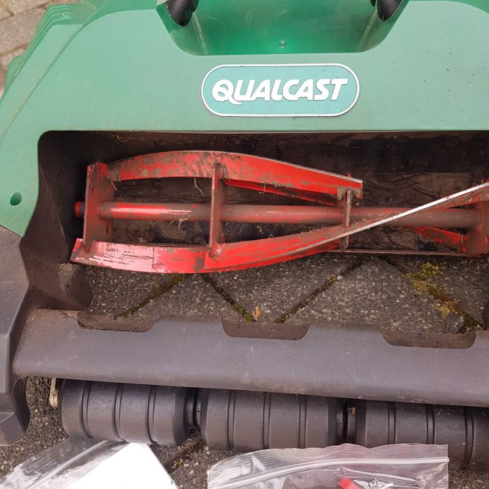 Kosiarka elektryczna cylindryczna QUALCAST SCM32A 400W 32cm