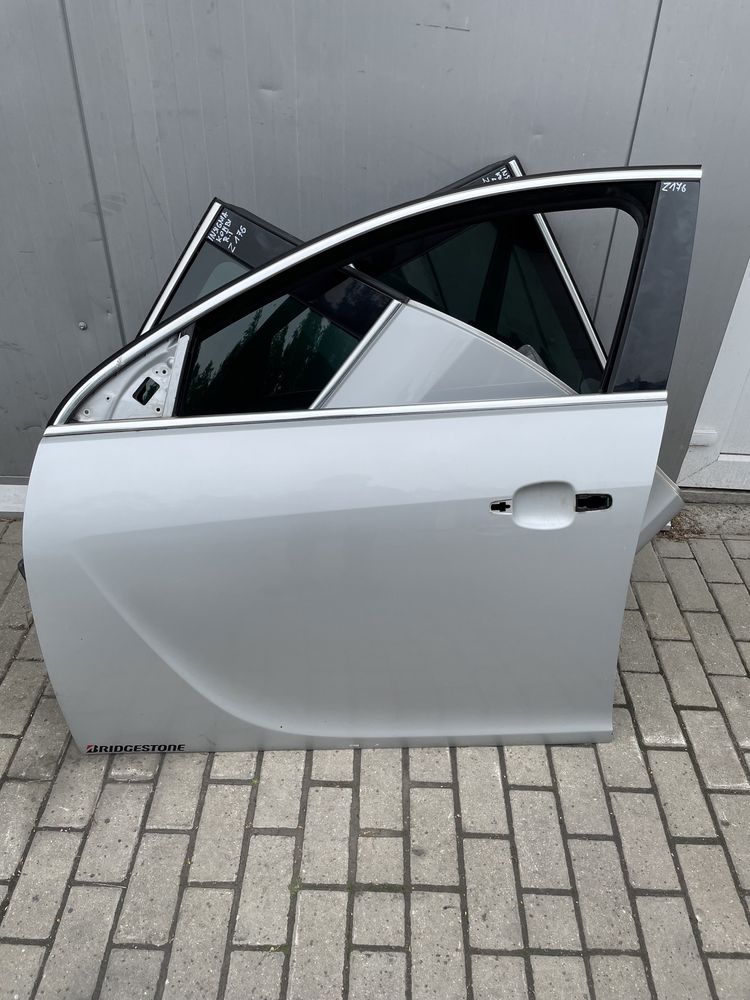 Drzwi lewy przód Opel Insignia A Z176