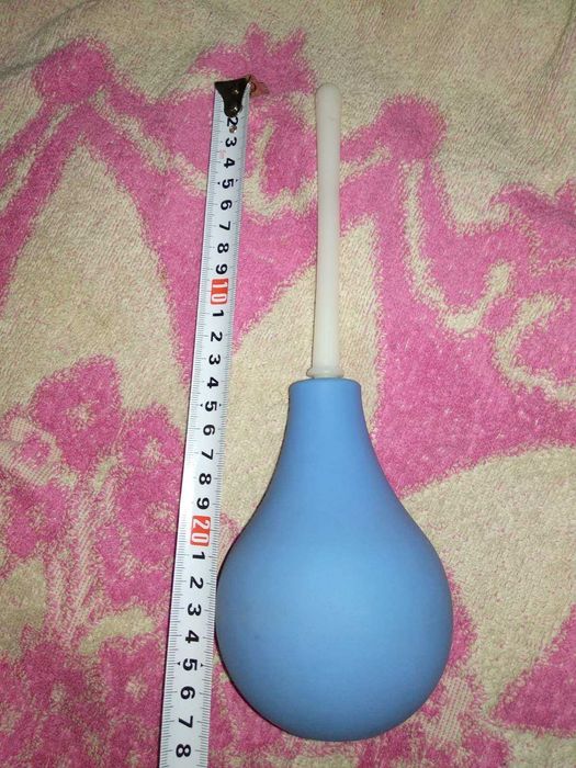 Продам клизму спринцовку