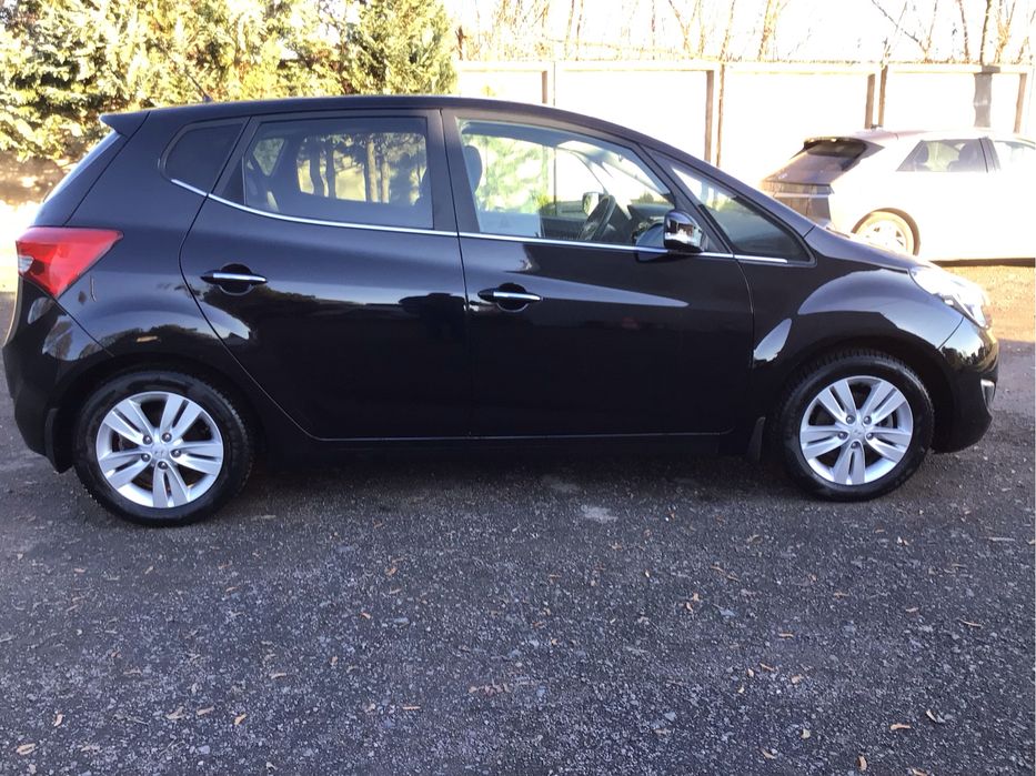 Хюндай ІХ20 - Hyundai IX 20 1.6 автомат кпп