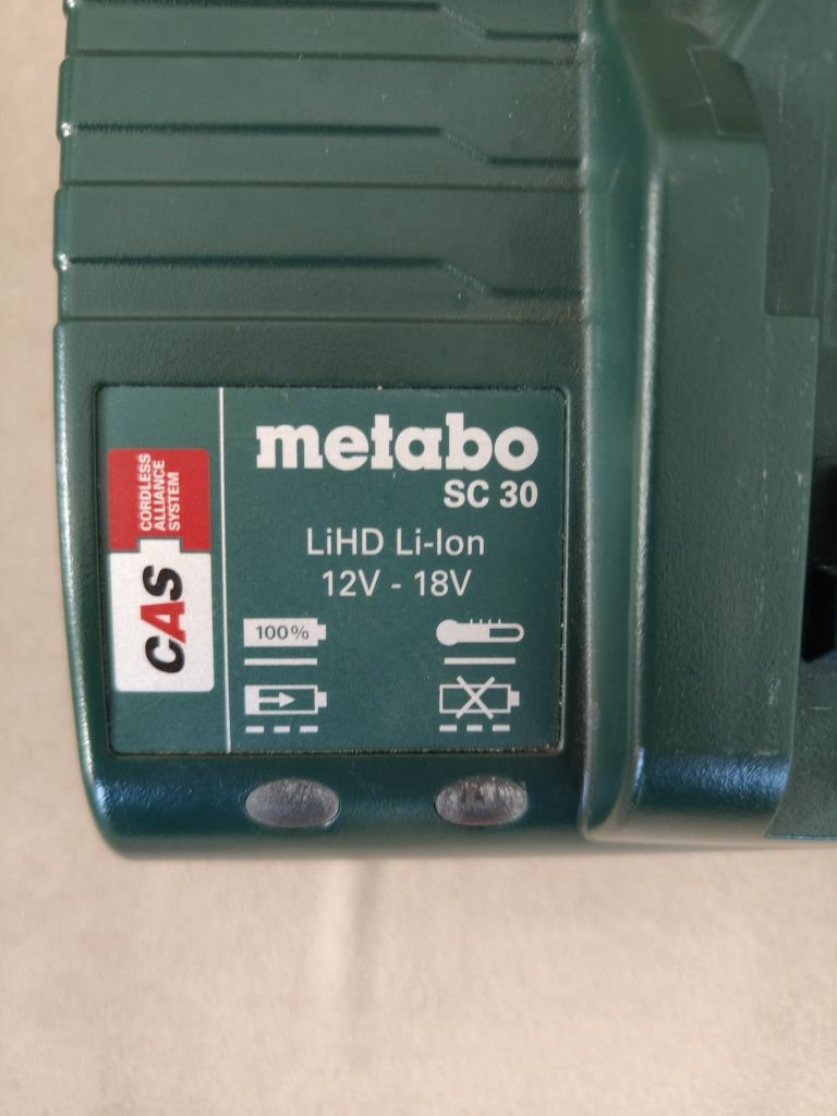 Зарядное устройство Metabo SC30