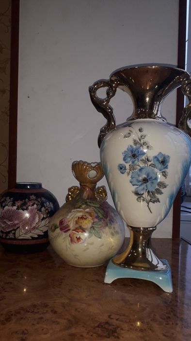 Продам вазу позолота