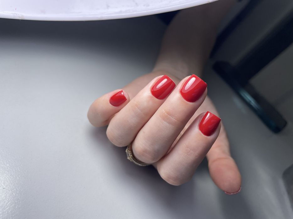 Майстер манікюру/педикюру