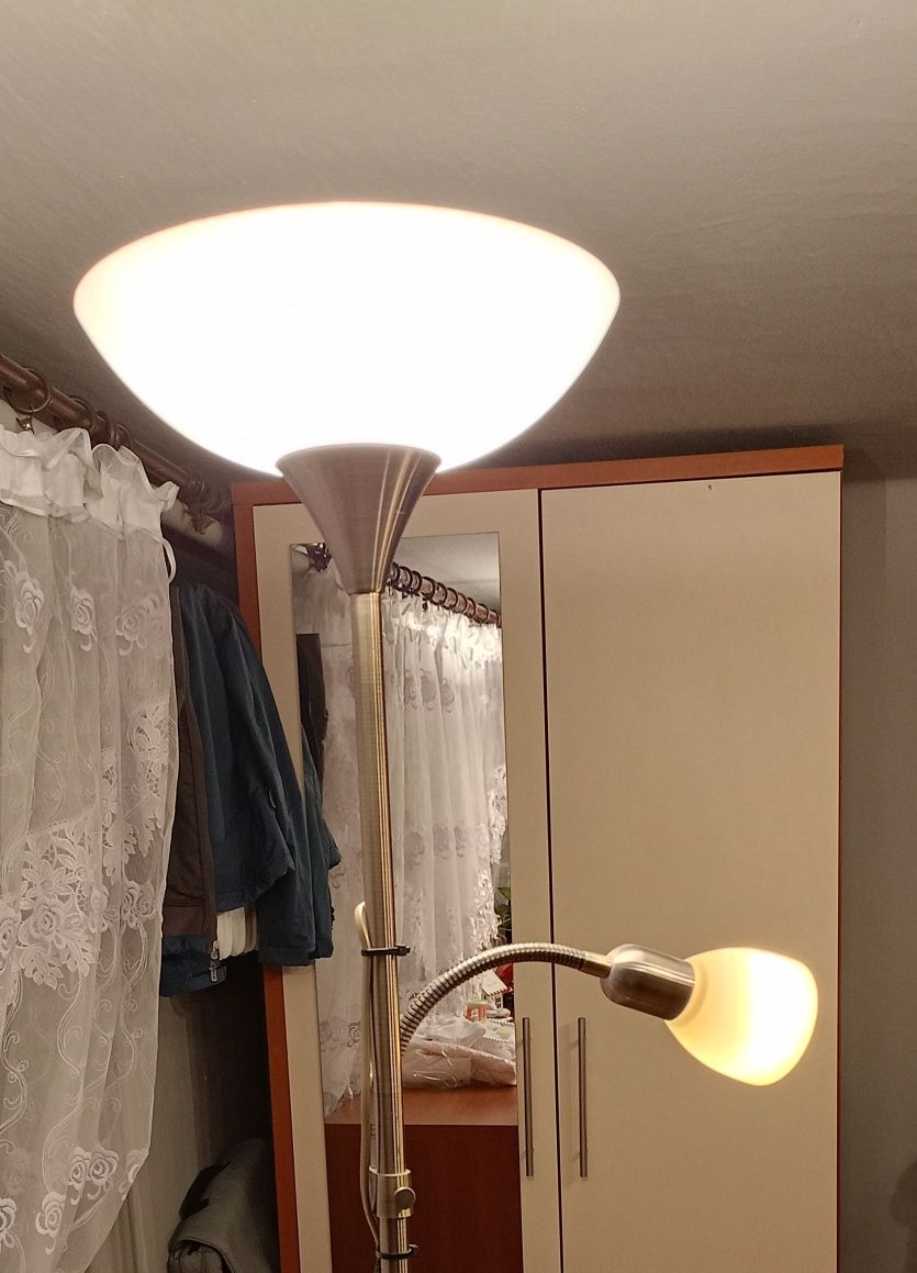 Lampa podłogowa stojąca Eglo