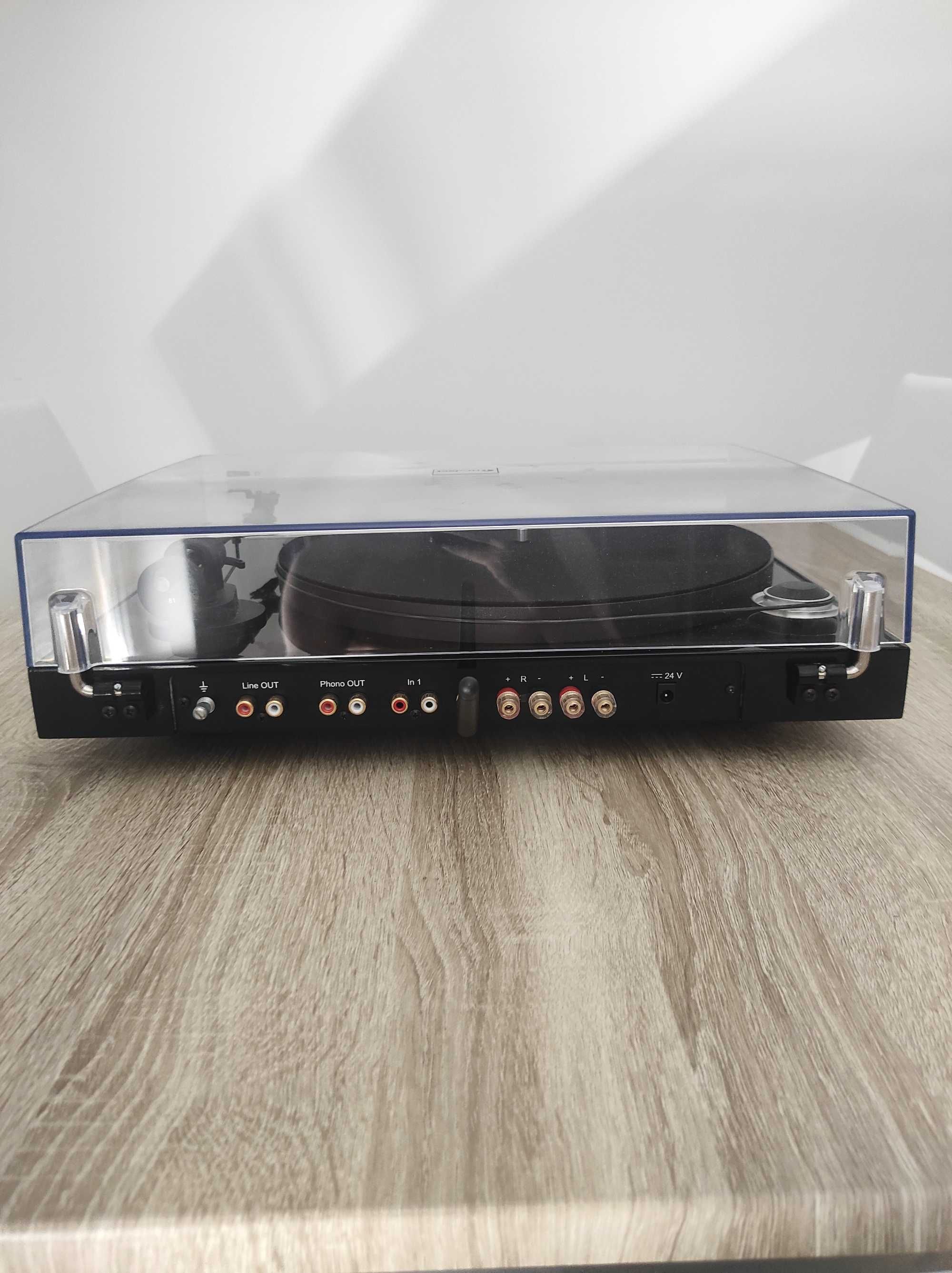 Gira-discos Pro-Ject Juke Box E