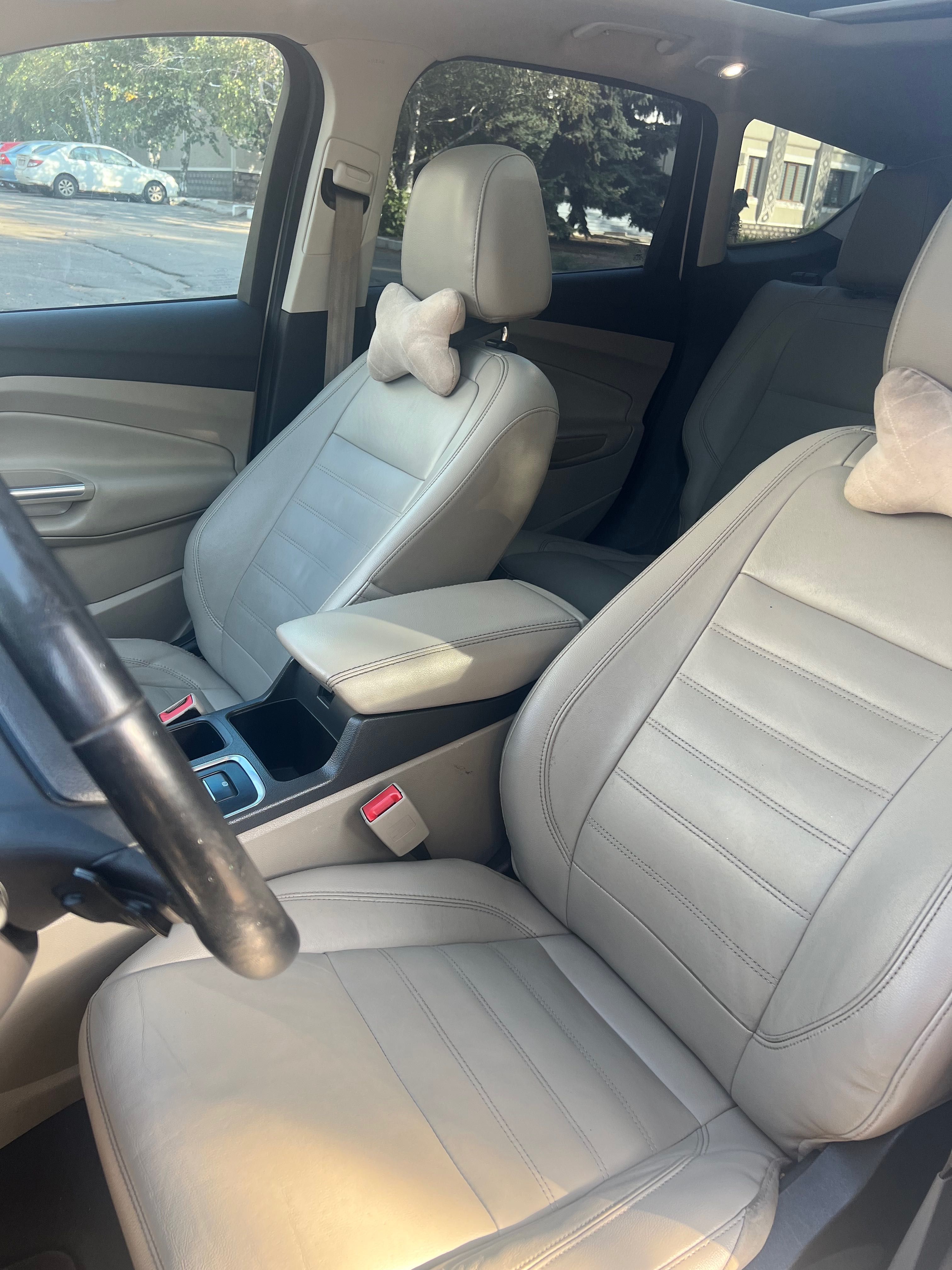 Продам авто Ford Escape