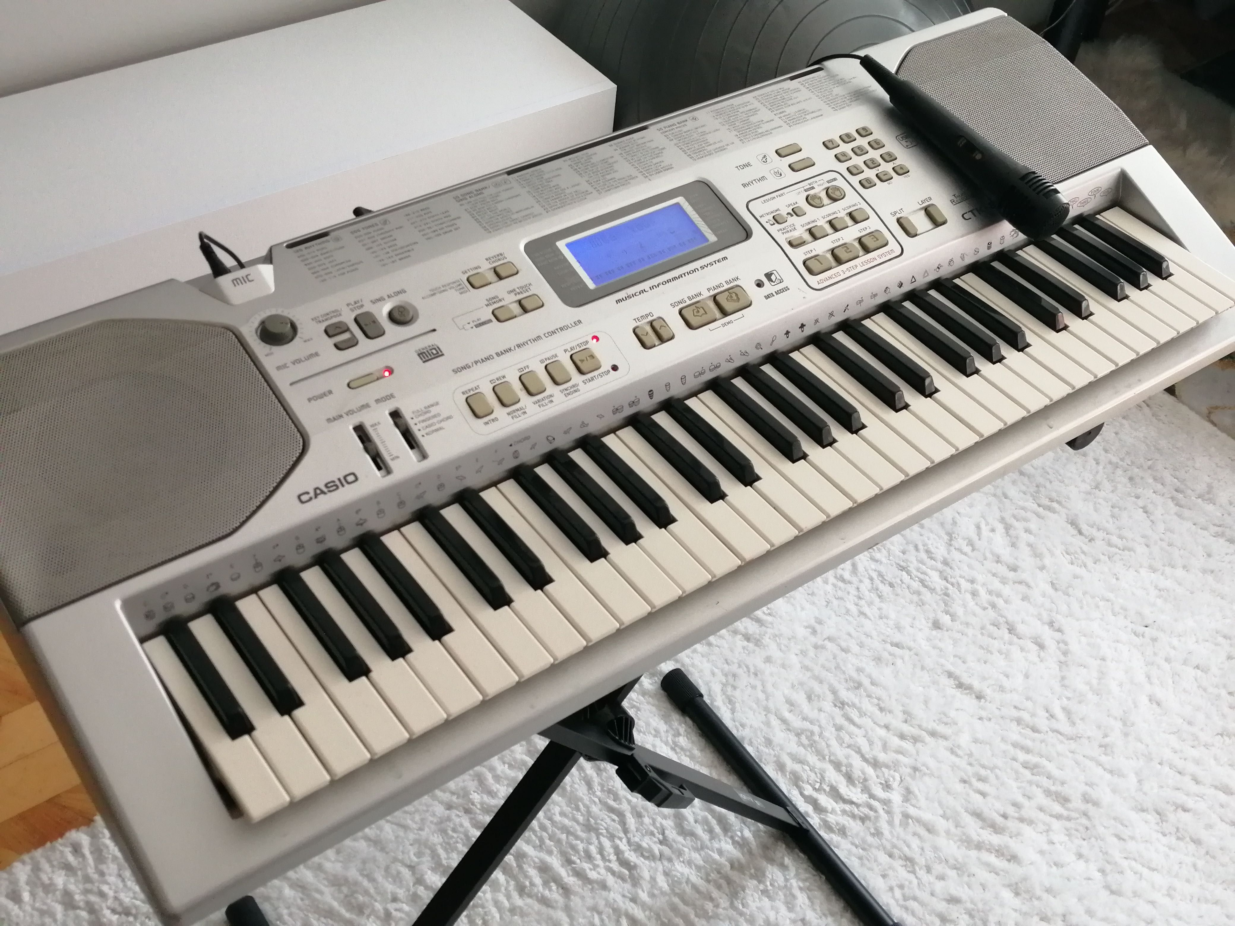 Keyboard Casio dynamiczna klawiatura USB MIDI statyw do nauki mikrofon