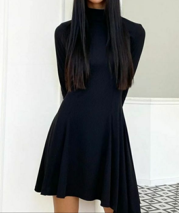 Маленьке чорне плаття,нове, розмір С,трикотаж рубчик