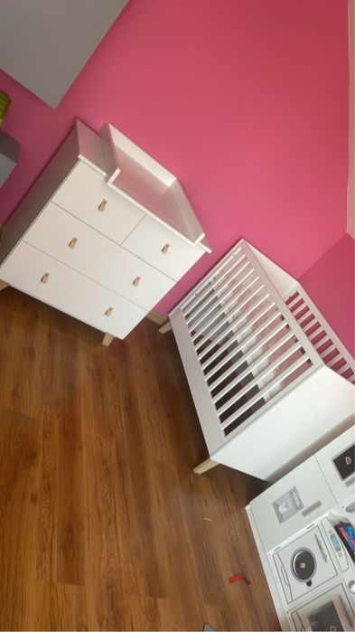 Zestaw mebli / komoda łóżeczko  Klupś Noah Skandynawski Styl