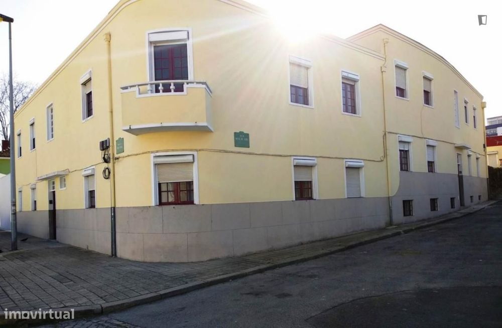 Cama - localizado em Paranhos Porto