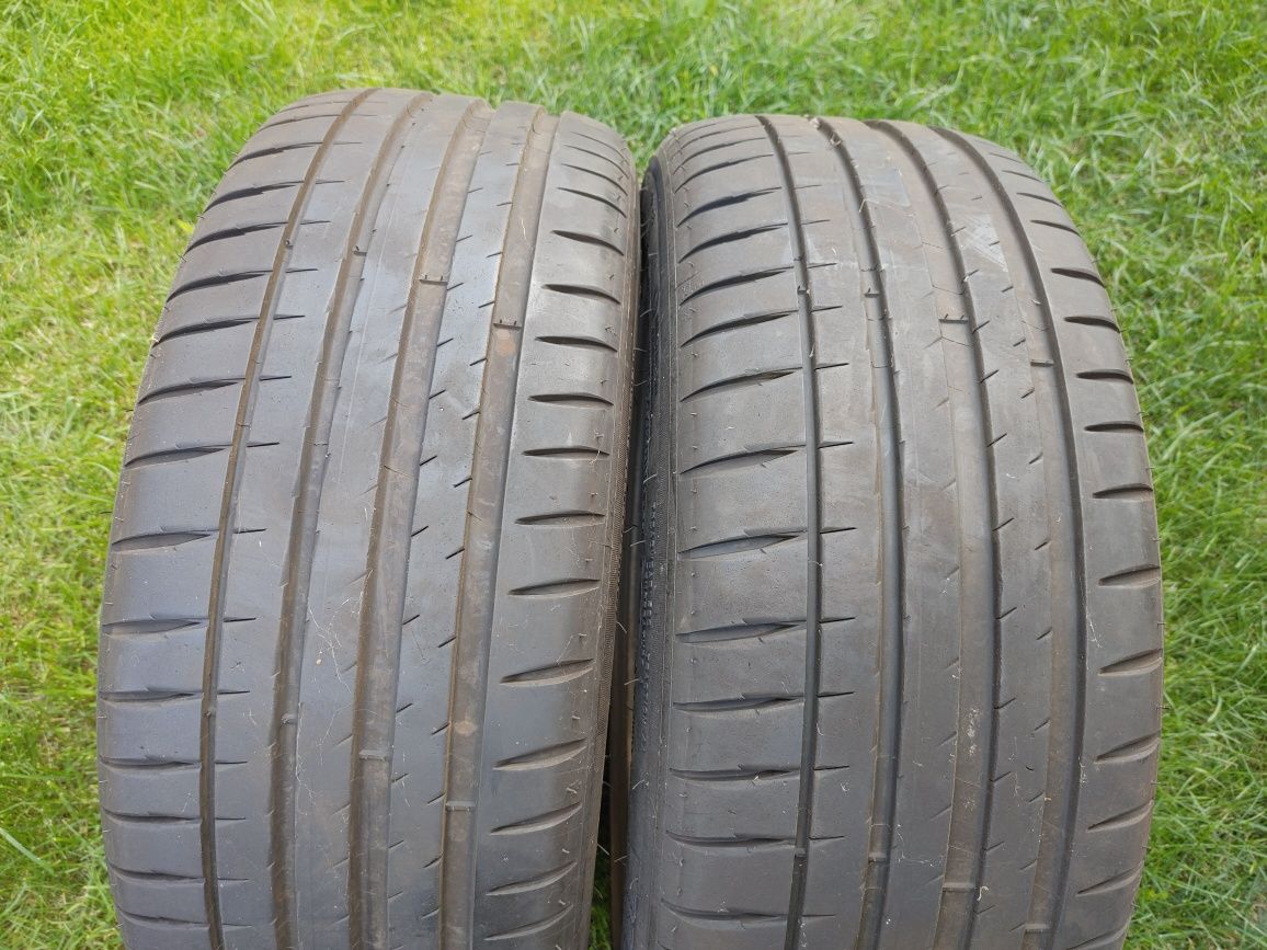 Michelin Pilot Sport 4 235/45 r18