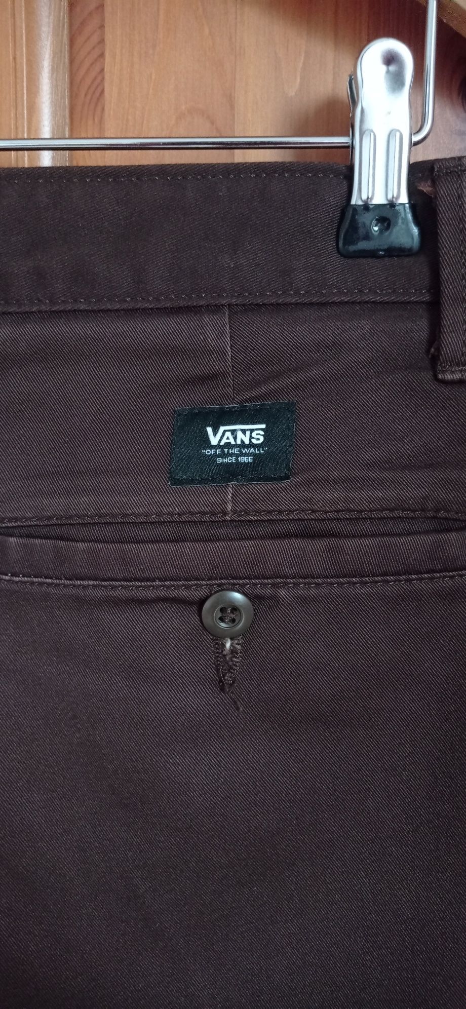 Orginalne spodnie VANS jeansy typu chinos za 1/3 ceny sklepowej