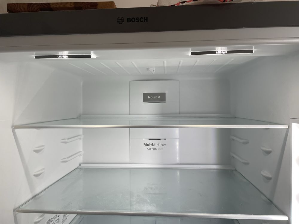 Холодильник BOSCH KGN86AI30U