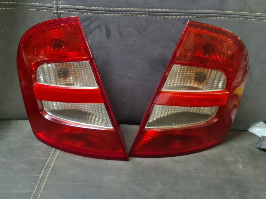 Skoda fabia 1 lampy tył HB