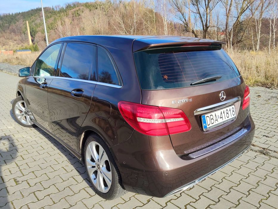 Mercedes-Benz Klasa B Sprzedam samochód osobowy Mercedes Benz B klasa model w246