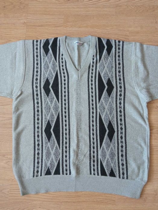 Sweter męski z jagnięcej wełny