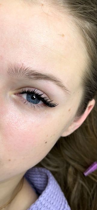 Наращивание ресниц Вишневое