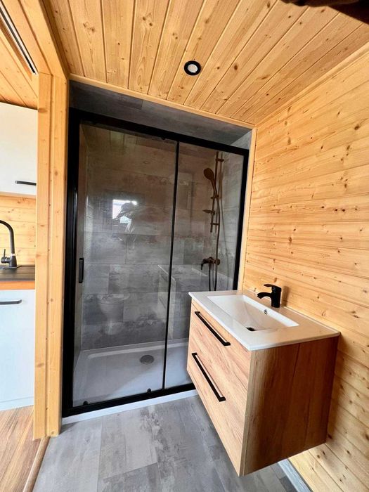 Domek mobilny 255x720 powystawowy , z homologacją od ręki