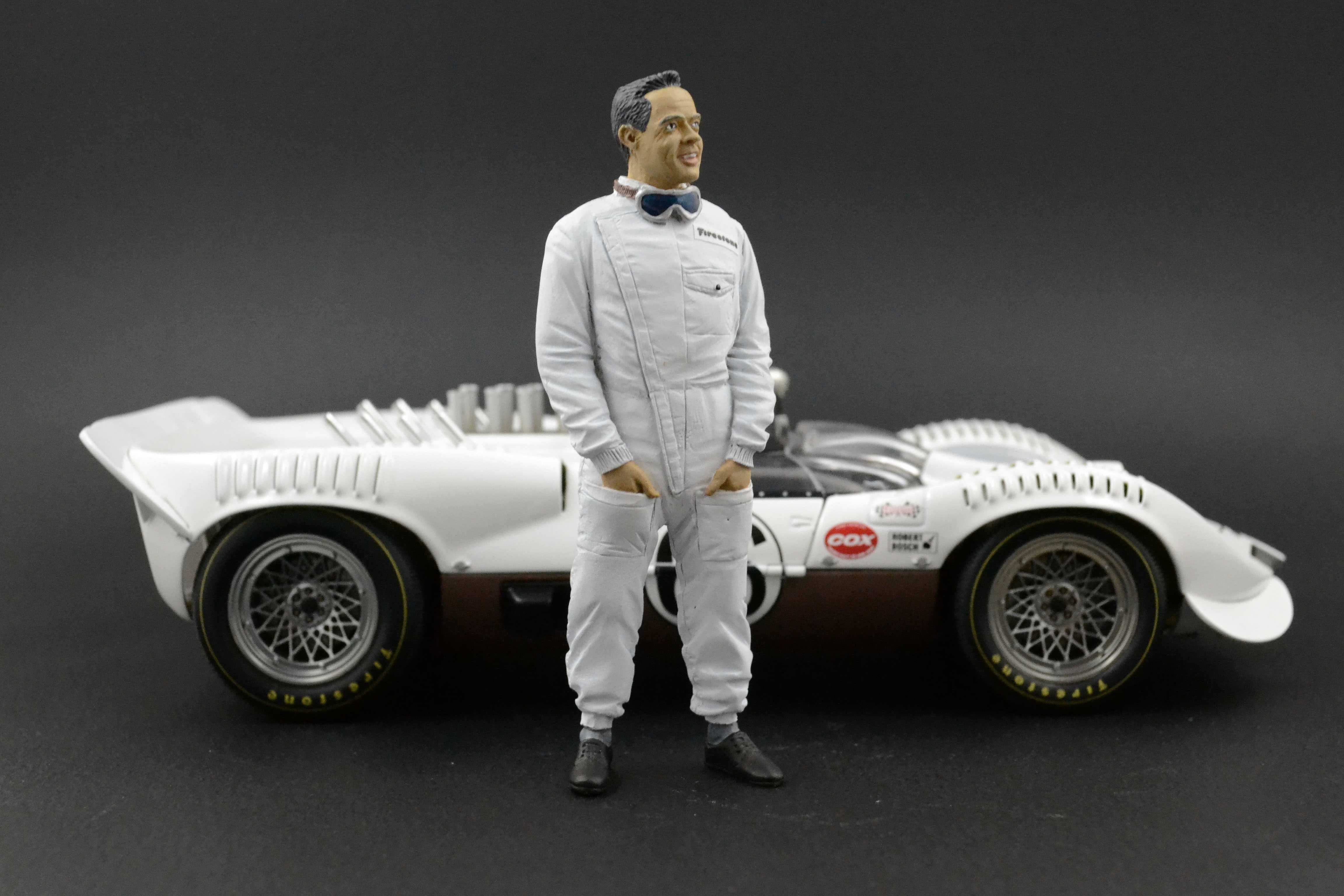 Phil Hill ver.2 Figurka 1:18 AUTOart Exoto Chaparral 2F 2 Sport Racer