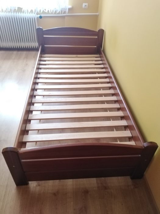 Materac i Łóżko drewniane 90x200