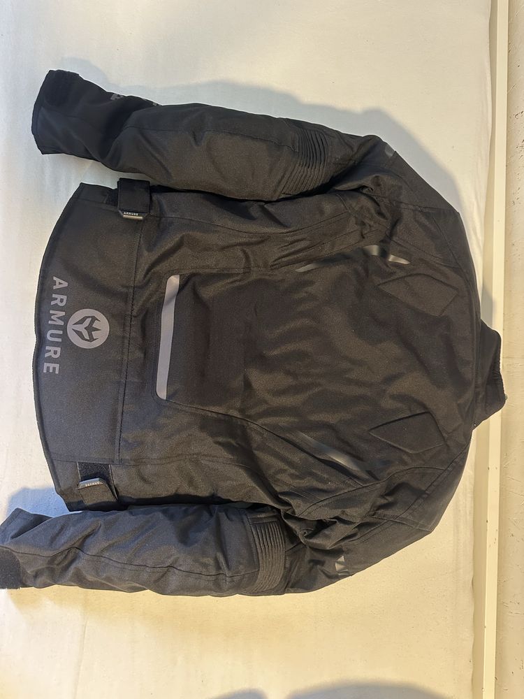 Conjunto feminino Armure com proteções - novo