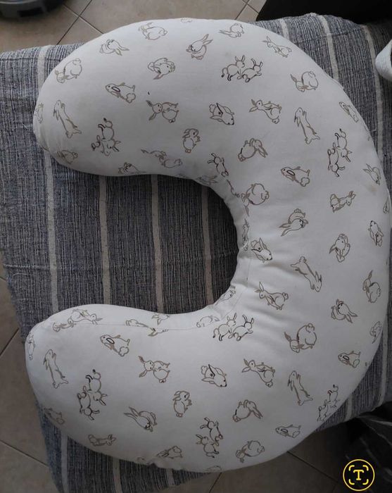 Almofada amamentação ikea